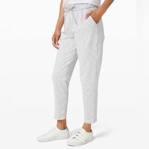 Lululemon Keep Moving 7/8 pants
